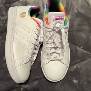 Adidas 8.5 with cloud foam